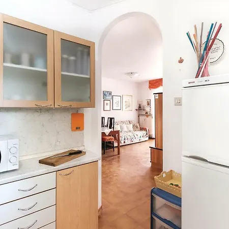 דירה Two-bedroom In